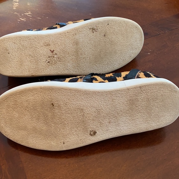 Size 8 Kate Spade slip on sneakers - Picture 5 of 6